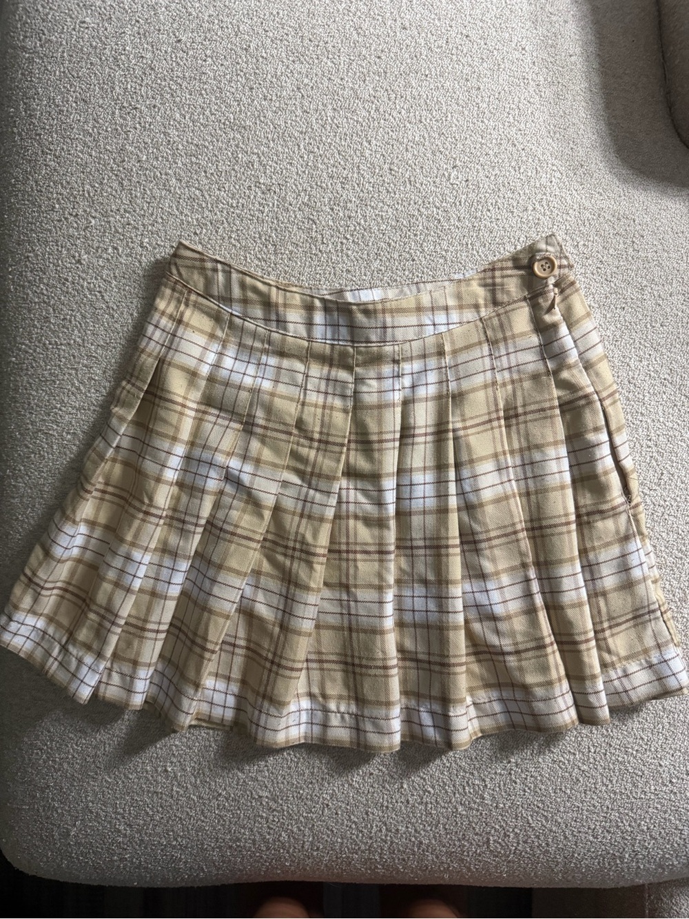 Forever 21 Beige Plaid Pleated Skater Skirt